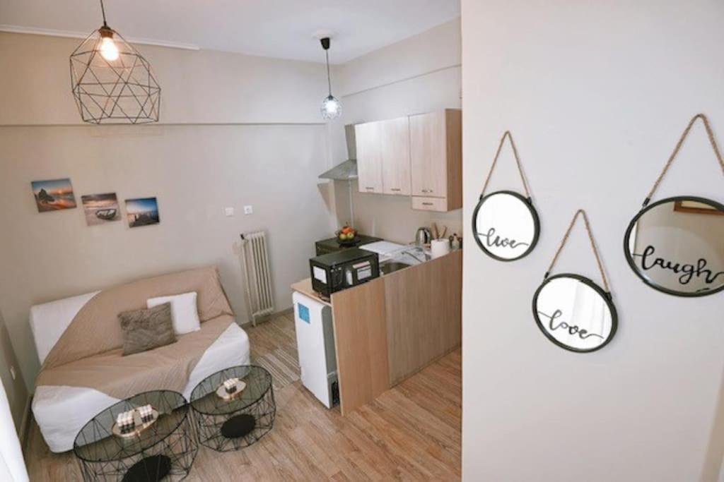 Cozy Apartment In The Heart Of Athens! エクステリア 写真